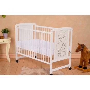 Qmini - Patut lemn Timmi Heart 120x60 cm, Cu roti, lemn, MDF, Somiera reglabila, Alb + Saltea 12 cm