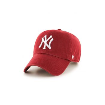 47brand șapcă de baseball din bumbac MLB New York Yankees culoarea roșu, cu imprimeu B-RGW17GWS-RZ