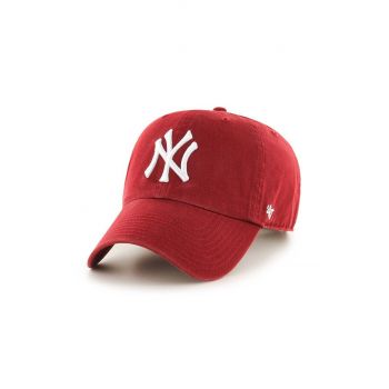 47brand șapcă de baseball din bumbac MLB New York Yankees culoarea roșu, cu imprimeu  B-RGW17GWS-RZ