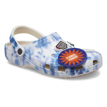 Saboti Crocs Levi's X Crocs Classic Clog Bej - Multi/Stucco ieftini