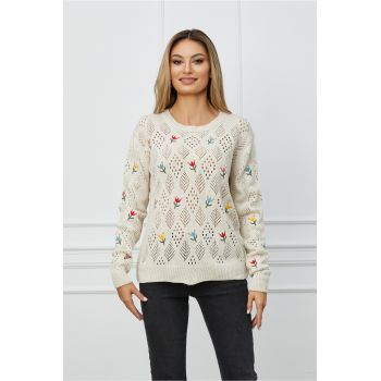 Pulover Mara bej cu floricele colorate