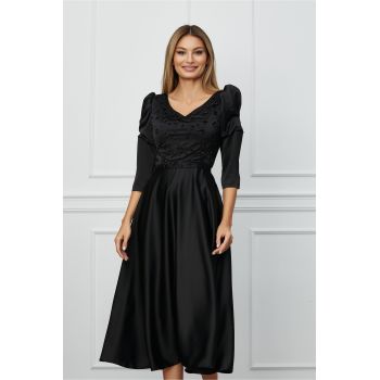 Rochie Lidia neagra cu flori 3D si perle pe bust