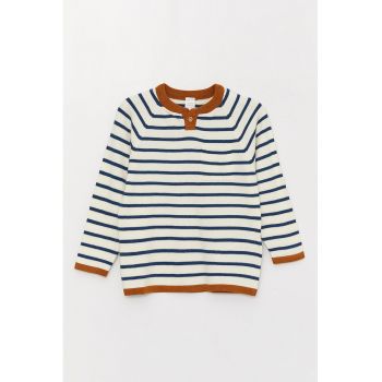 Pulover cu dungi si maneci raglan