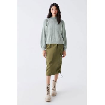 Pulover lejer cu maneci raglan