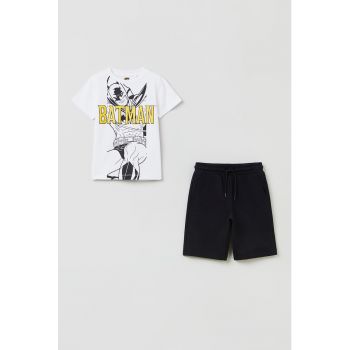 Set de tricou si pantaloni scurti cu imprimeu cu Batman - 2 piese