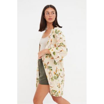 Halat cu imprimeu floral si maneci cazute