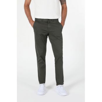 Pantaloni chino regular fit