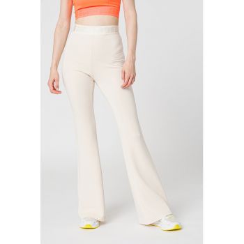 Pantaloni evazati din amestec de modal pentru fitness
