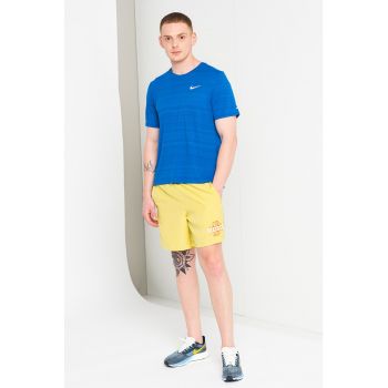 Tricou cu decolteu la baza gatului si tehnologie Dri-FIT - pentru alergare Miler