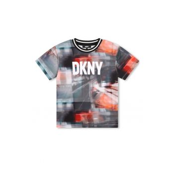 Tricou cu logo - imprimeu abstract si decolteu la baza gatului