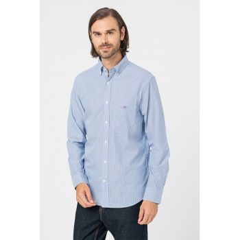 Camasa regular fit cu model in dungi de firma originala