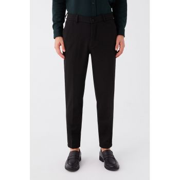 Pantaloni eleganti cu talie medie