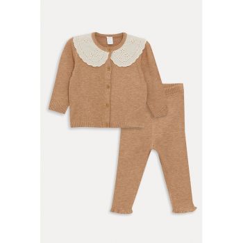 Set de cardigan tricotat si pantaloni