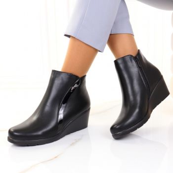 Botine cu platforma Brita