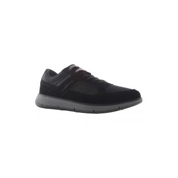 Pantofi sport de piele intoarsa cu garnituri textile
