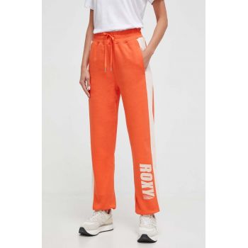 Roxy pantaloni de trening din bumbac culoarea portocaliu, cu imprimeu ieftin