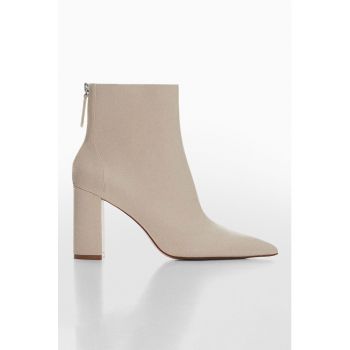 Botine cu varf ascutit Giana