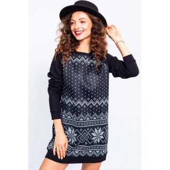 Rochie-sport cu decolteu rotund si tematica de craciun