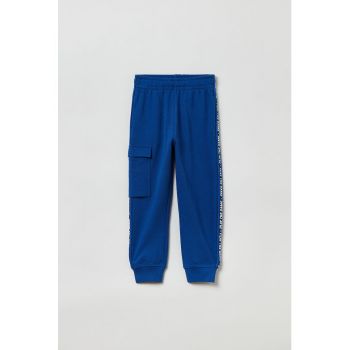 Pantaloni sport cu benzi laterale cu imprimeu text
