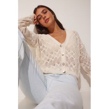 Cardigan crop cu nasturi si perforatii