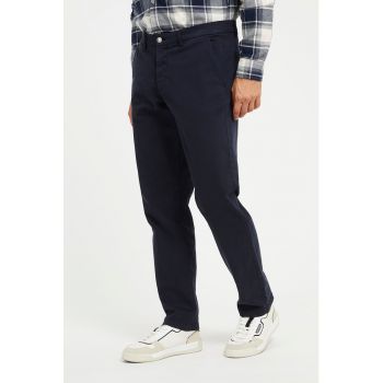 Pantaloni chino regular fit cu talie joasa ieftina