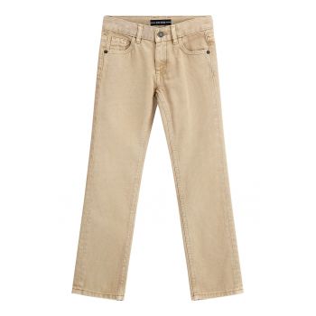 Pantaloni cu talie medie Pantaloni cu talie medie