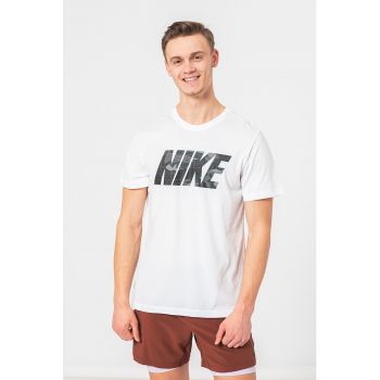 Tricou cu imprimeu logo - pentru fitness