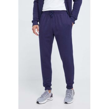 Under Armour pantaloni de trening culoarea albastru marin, neted ieftini