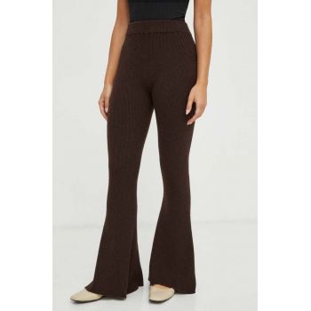 Liviana Conti pantaloni de lana culoarea maro, evazati, high waist