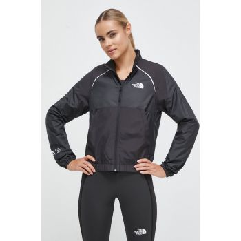 The North Face windbreaker Mountain Athletics culoarea negru