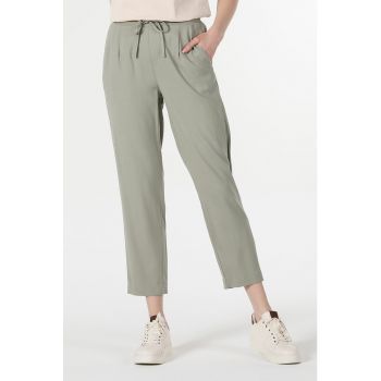 Pantaloni crop conici