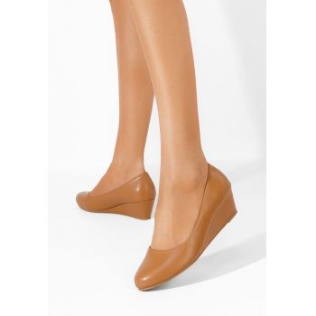 Pantofi cu platforma Diamena bej