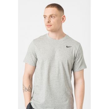 Tricou cu tehnologie Dri-FIT pentru fitness