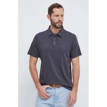 Michael Kors polo de bumbac culoarea gri, melanj la reducere