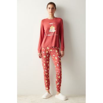 Pijama cu imprimeu grafic si pantaloni lungi