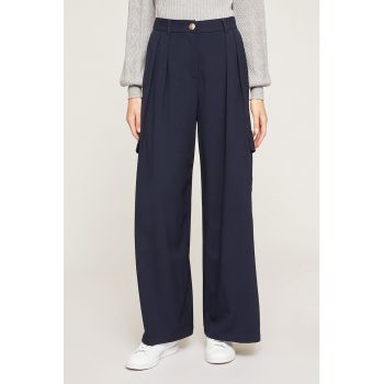 Pantaloni ampli cu talie inalta