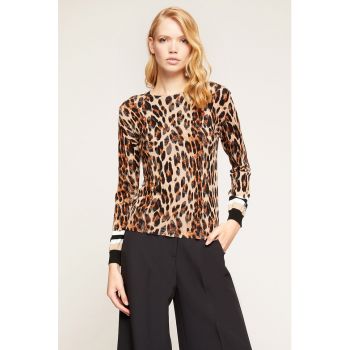 Pulover cu animal print