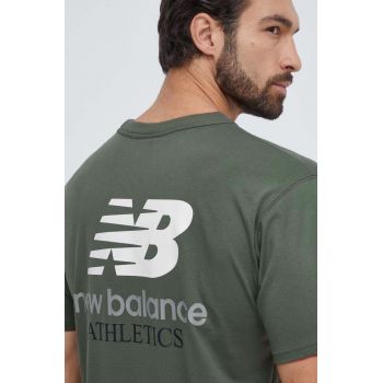 New Balance tricou din bumbac barbati, culoarea verde, cu imprimeu