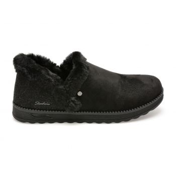 Pantofi SKECHERS negri, ARCH FIT DREAM, din material textil la reducere