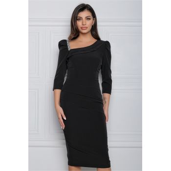 Rochie MBG neagra eleganta cu volanase la bust ieftina