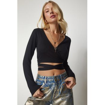 Bluza crop cu decolteu cache-coeur