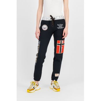 Pantaloni sport cu aplicatii logo Myer