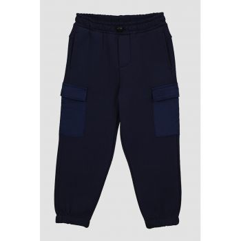 Pantaloni de trening cargo din amestec de bumbac