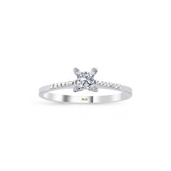 Inel din aur alb de 14K decorat cu diamante