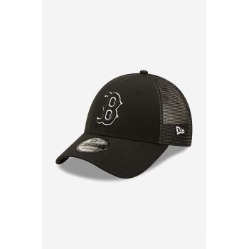 New Era șapcă 940 Trucker Red Sox culoarea negru, cu imprimeu 60240406-black de firma originala