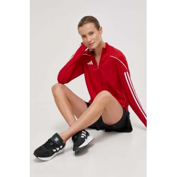 adidas Performance bluză TRENING femei, culoarea roșu, cu imprimeu   HS3482