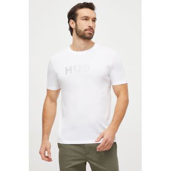 HUGO tricou din bumbac barbati, culoarea alb, cu imprimeu