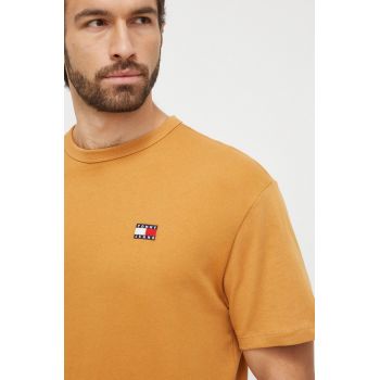 Tommy Jeans tricou din bumbac bărbați, culoarea maro, cu imprimeu DM0DM17995 de firma original