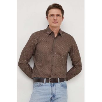 BOSS cămașă bărbați, culoarea maro, cu guler clasic, slim 50508345 de firma originala