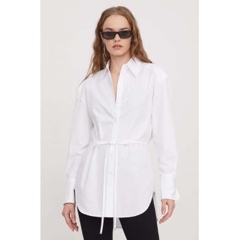 HUGO cămașă din bumbac femei, culoarea alb, cu guler clasic, relaxed 50513277